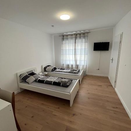 Uebernachtung By Tag Apartment Staufenberg  Екстериор снимка